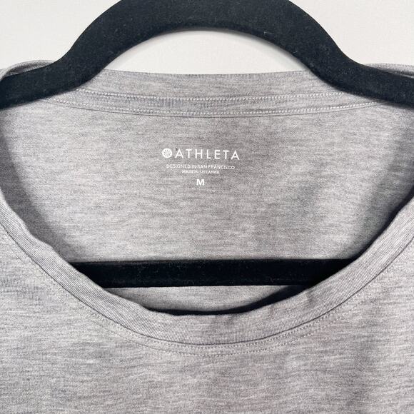 Athleta Medium M Gray Essence Pleated Tee Side Ruched Short Sleeve Round Neck - Picture 5 of 8